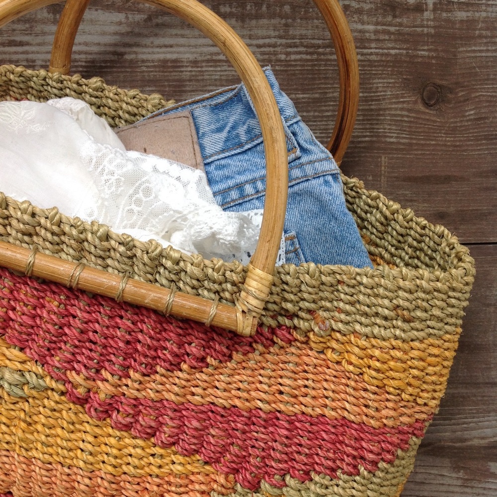 Vintage 🌔 woven purse
